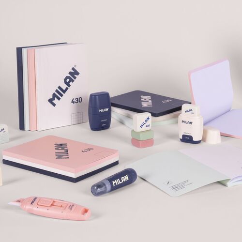 BLOCK A6 ENCOLADO. Papel cuadriculado, 48 hojas de 95 gr/m², colección 430 since 1918, verde.