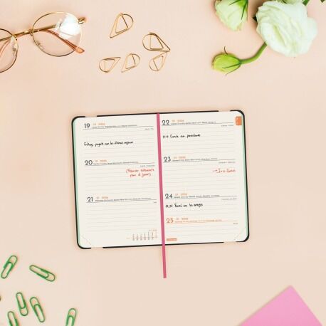 AGENDA 2026 BLOOM. TAMAÑO F2 (8X12CM) SEMANA VISTA HORIZONTAL. FINOCAM.